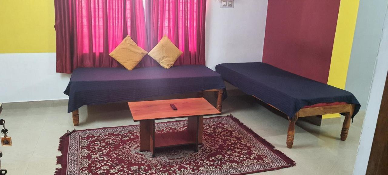 Hi5 Holiday Apartments Udupi Bagian luar foto